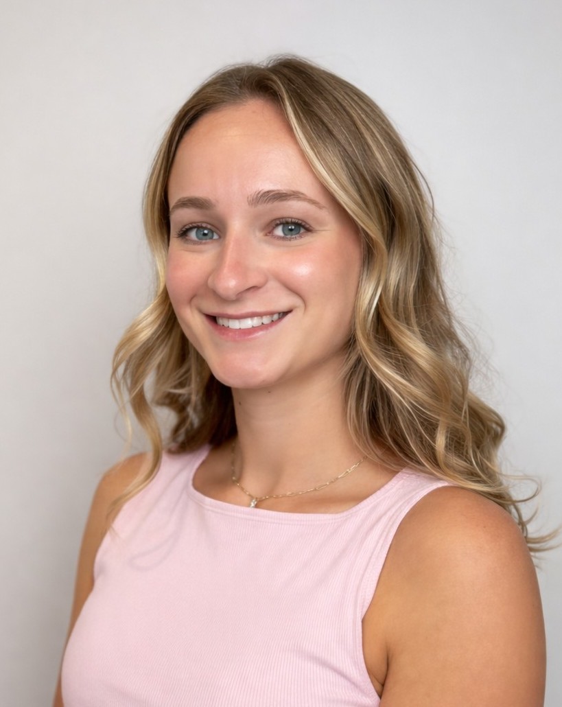 madison_tighter_headshot