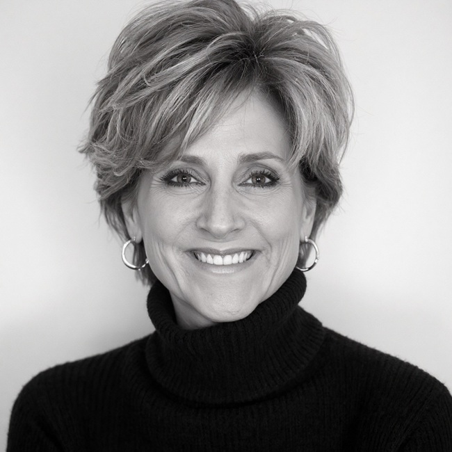 Leslie-Lawyer
